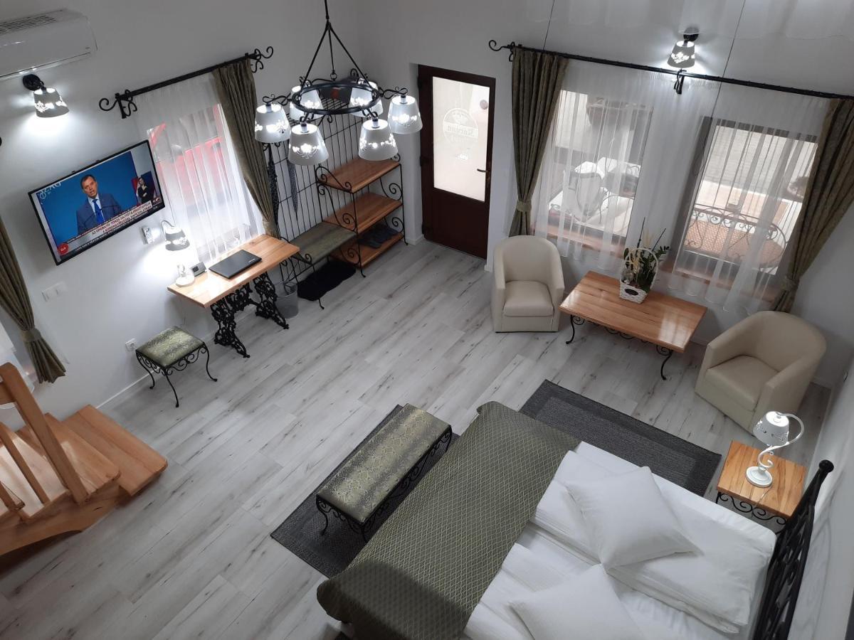 Bed and Breakfast Korona Panzio Odorheiu Secuiesc Esterno foto
